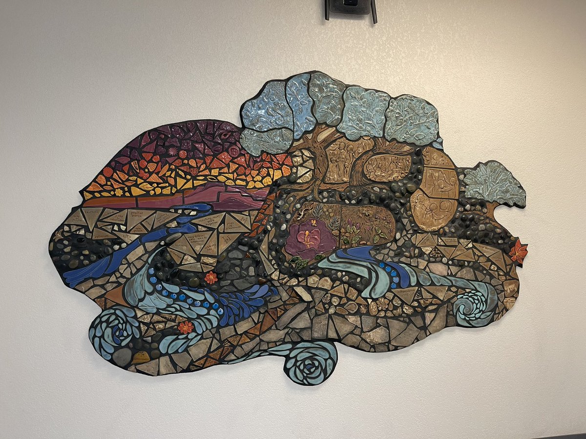 This is a picture I took of a mural in the Arizona Center for the Blind and Visually Impaired. The mural is for people who are blind or visually impaired to feel so they know where they are. It was really cool to see! #cronkitenews
