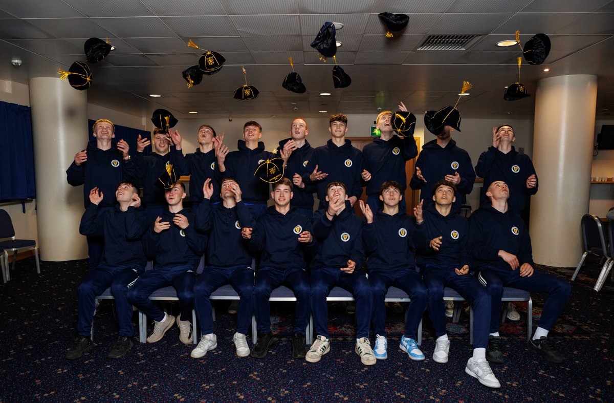 Boys International 🏴󠁧󠁢󠁳󠁣󠁴󠁿| It was the 🎓Ceremony for the squad of 2023 tonight at <a href="/HampdenPark/">BH Hold</a> A great end to the season for the boys 💙