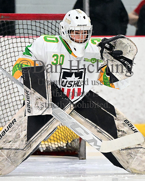 DanHickling's tweet photo. New pics of @USHL Phase II Combine #TeamLarkin now up on their @eliteprospects player pages ... Also coming to select @_Neutral_Zone pages ... Check 'em out! @mhick1953 @USHL_Player_Dev #OurStarsRise . https://t.co/CwqsPgLnXj