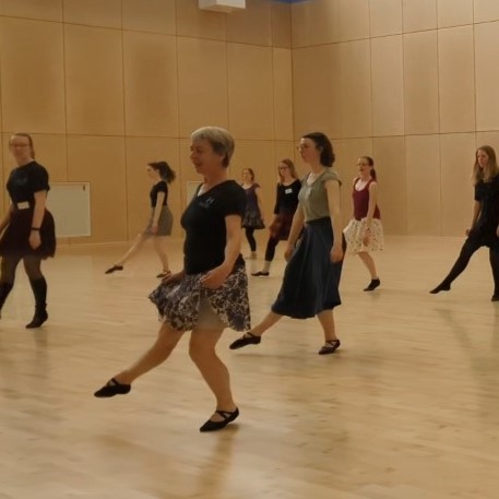 RSCDS_Fling's tweet photo. Our three teachers at #SpringFling23Ed - Abbie Brown, Alasdair Gray and Deb Lees - put their classes through their paces throughout Saturday.

We'd like to say a huge thank you to them, and musicians Susan MacFadyen, Shona MacFadyen and Ewan Galloway, for their hard work! 🙂 https://t.co/mBooaf6mdt