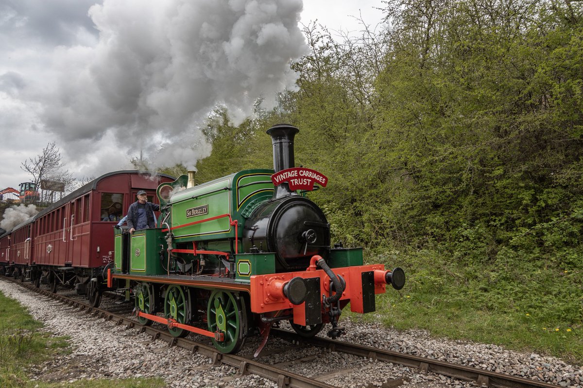 Vintage Carriages Trust (@vct_ingrow) on Twitter photo Welcome back Sir Berkeley!
After an overhaul from our friends at <a href="/MiddletonRailwa/">Middleton Railway</a>, our industrial locomotive MW 1210 was officially launched back into service. Huge thanks to the efforts of everyone at the VCT, Middleton Railway, our members, supporters & partners.
📷 <a href="/Hobo_Tom/">Hobo Tom Photography</a> Welcome back Sir Berkeley!
After an overhaul from our friends at <a href="/MiddletonRailwa/">Middleton Railway</a>, our industrial locomotive MW 1210 was officially launched back into service. Huge thanks to the efforts of everyone at the VCT, Middleton Railway, our members, supporters & partners.
📷 <a href="/Hobo_Tom/">Hobo Tom Photography</a>
