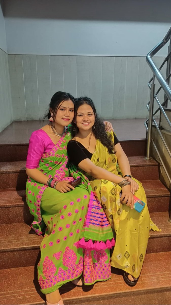 RiyasmitaRoy's tweet photo. A very special day spend with my frnds! 😄😄 https://t.co/n6gCgg6dRx