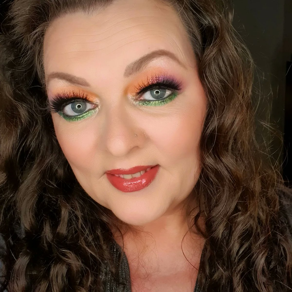 hoffmann_laurs's tweet photo. Hi my peeps π₯° I have new video up on Youtube , a Tutorial https://t.co/gYpiaxgTBk
I hope you will come and watch , and please share my channel, help me to get to 1400 π₯°
#makeup #makeupover50 #50andfabulous #StrongerTogether
#makeupismytherapy https://t.co/LeIBu70MYV