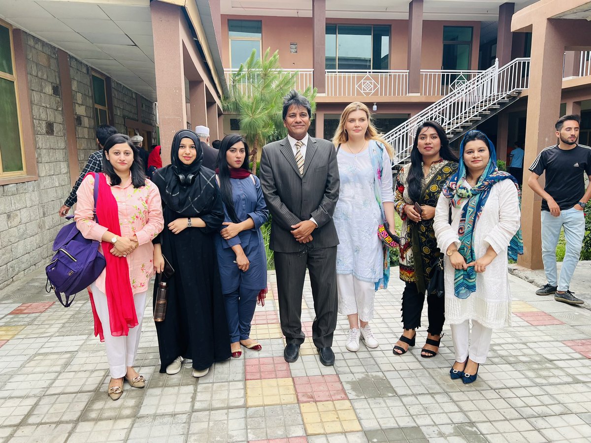 Samreen_khaan's tweet photo. In June,2022,i went to Gilgit to participate in 8th Women National Chess Championship and brought chess in my life. This tournament was the best and most wonderful event of my life.Lot of great moments and experiences. Have you played your first move yet? 

#chess #pakistanchess https://t.co/ogEZniUjXw
