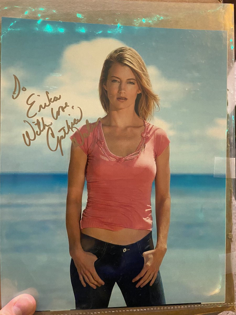 CalebisLOST's tweet image. Thank you @watroswatros for signing this for my amazing LOSTie friend @lovessugar2! #LOST #LOSTie