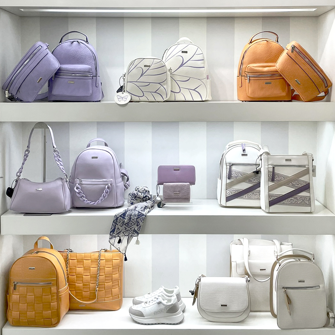 doca_gr's tweet photo. 👜Βάλε χρώμα στις εμφανίσεις σου με μία τσάντα της νέας SS23 συλλογής
https://t.co/TyIkG7sDah
#docass23 #docaofficial #newcollection #docabag #baglovers #fashionistas #womensfashion #fashionable https://t.co/omd8MOl8aw