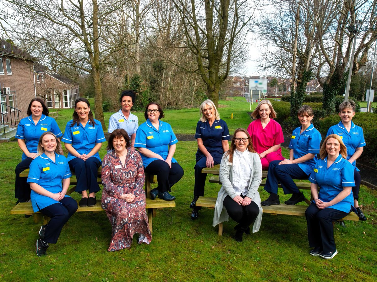 SouthernHSCT's tweet photo. Today we welcomed Team Emerald to our maternity services - the first team in the Trust to be part of the regional Continuity of Midwifery Carer (CoMC) model.
Read more to find out how this new model will improve continuity for expectant mums🤰
🔗https://t.co/U5SEb4DHuJ
#teamSHSCT https://t.co/HKqo4CZcCe
