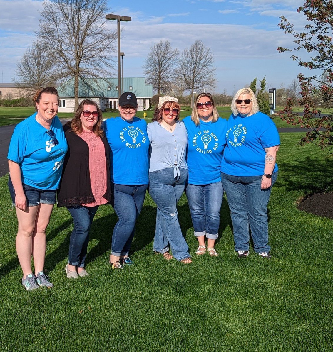 KeyBridge's tweet image. We have the ✨best✨ FISH Committee! They planned such a fun day for the ‘Kids of KeyBridge’ this past weekend with an Easter Egg Hunt and cookout☀️

#FISHphilosophy #keybridgestrong
