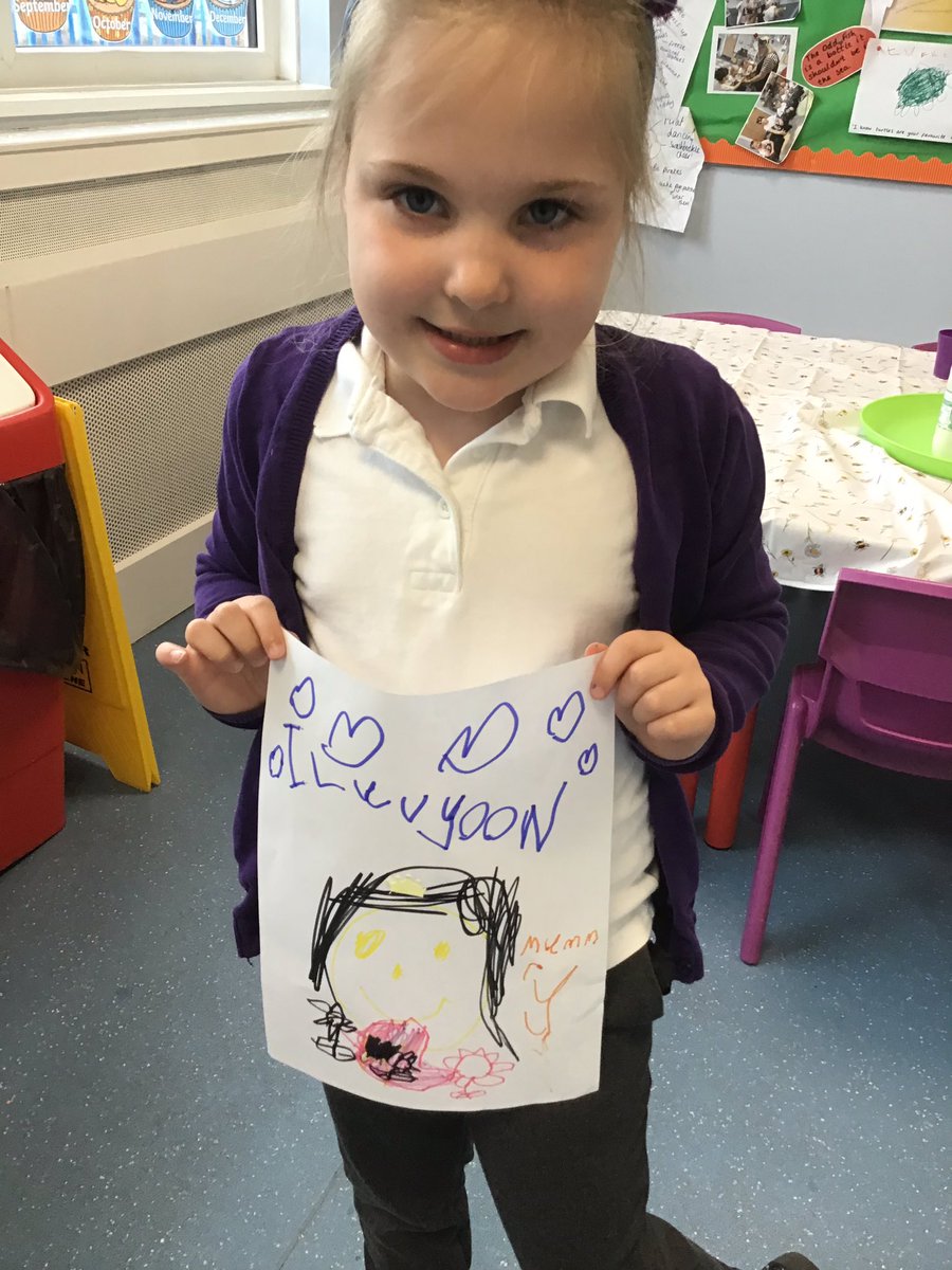 LauraLord35's tweet photo. Lovely independent writing in EYFS @RowParkAcademy today https://t.co/AV0nyIL0h5