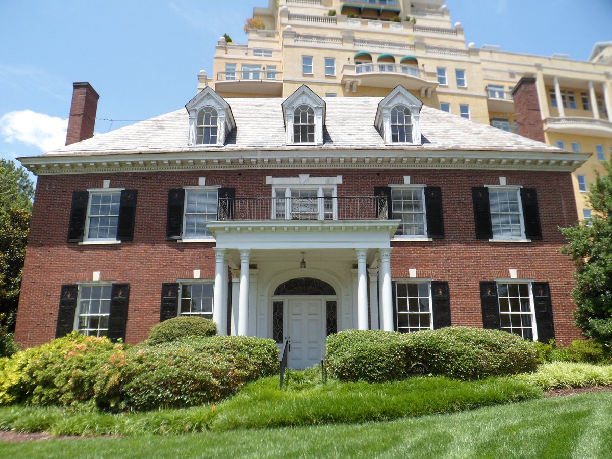 Today on the show: <a href="/boemerson/">Bo Emerson</a> from <a href="/ajc/">Atlanta Journal-Constitution</a> on the "last mansion" on Peachtree Street. Fake IDs. What's the biggest waste of money? Selling furniture. Plus, <a href="/johnnykielbasa/">Johnny Kielbasa</a> with a Fast Food Review! 4-7pm on <a href="/wsbradio/">WSB Radio</a>.