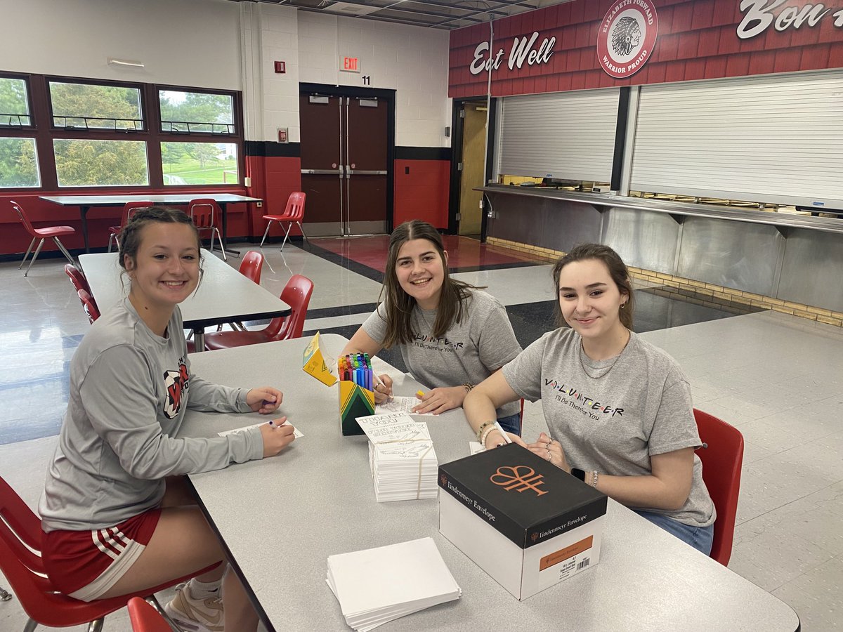 SGA students helping pack bags for the military! This was made possible through our partnership with ⁦<a href="/ChallengeProInc/">The Challenge Program Inc.</a>⁩ and ⁦<a href="/GBU_Life/">GBU Life</a>⁩. Huge thank you to everyone involved!! ⁦<a href="/EFHSSGA/">EF Student Gov</a>⁩