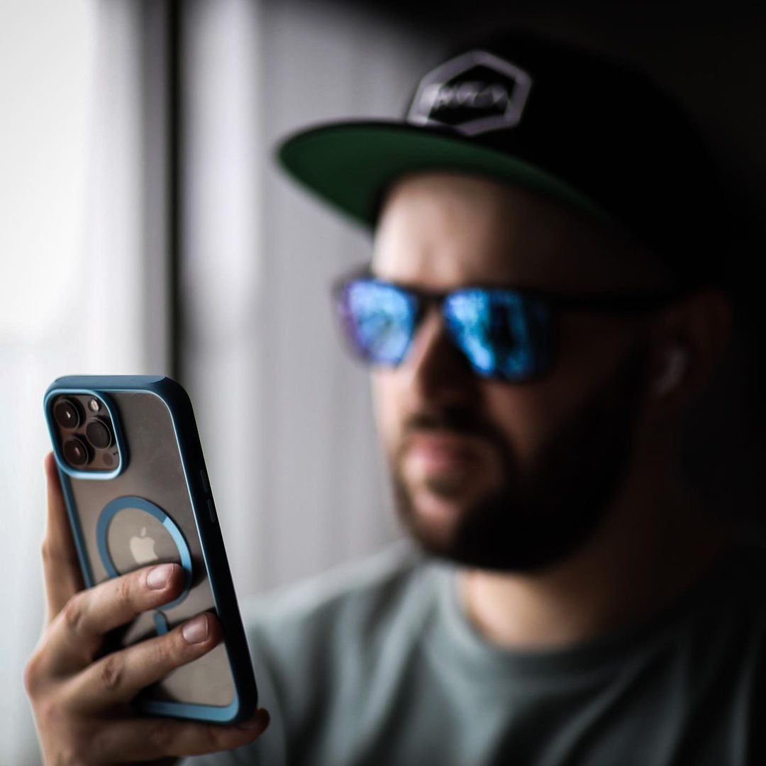 supcase_atl's tweet image. When your MagSafe is safe #UBMag #iPhone13ProMax 📷 @nayddoh⁣⁣
⁣⁣
You can still get 20% off the new #UBProMag with built-in tempered glass screen protector for #iPhone14ProMax! Just use code 20PROMAG on Amazon at amzn.to/41gqqR8 #affiliatelink