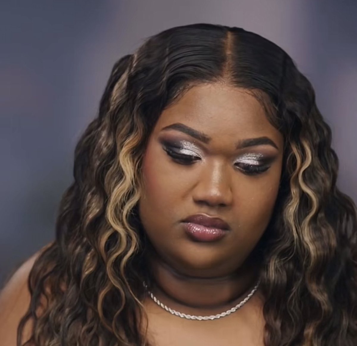 itsthegirlmk's tweet photo. Me when I found out some shit that made my chest hurt https://t.co/4sxHEJoqJx