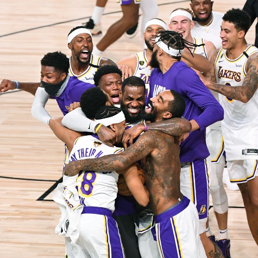 Lakers Lead tweet media