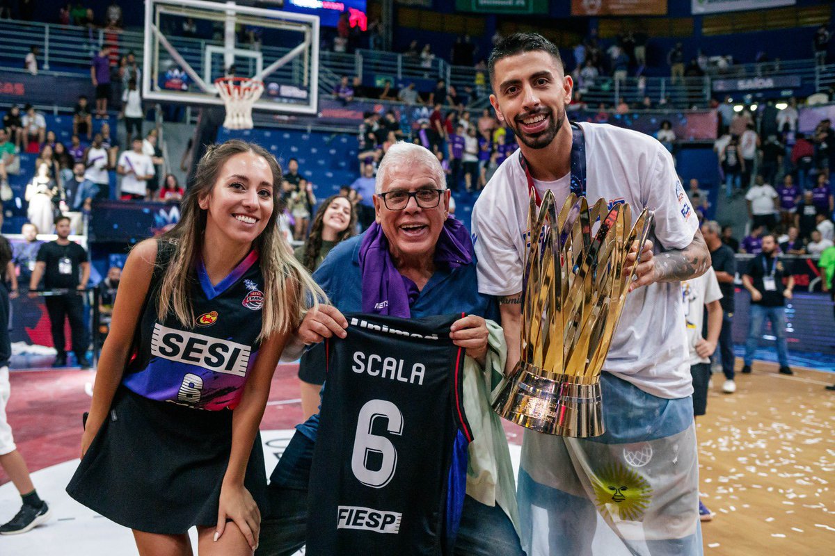 santiago  scala tweet media