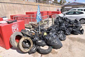 ZDcagnes's tweet photo. Toi + toi + toi + nous + vous... 😍🤗 
En 1 heure, plus de 200 personnes ont ramassé quelque 500 kg de déchets ! Un immense merci à tous pour cette belle opération 😇
#EnsembleOnEstPlusFort 
#Cagnes #NettoyonsLeSud #ReduisonsNosDechets https://t.co/f2iFjhjc5e
