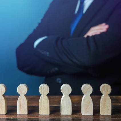 Elevate your executive career with Lori Howard Coaching. Our personalized coaching will help you achieve your professional goals. Delegate effectively and trust your team to cultivate a sense of ownership and responsibility. 

bit.ly/3PBdaBP 

#LeadershipTips