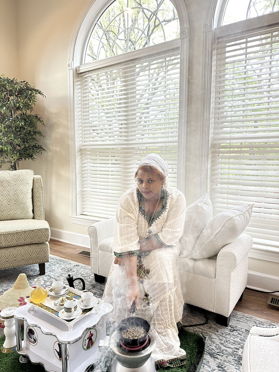 acts241's tweet image. Ethiopian dinner and coffee (buna) with my beautiful wife @hiwijohn (for Ethiopian Fasica / Easter) #Ethiopia #buna #mixedfamily