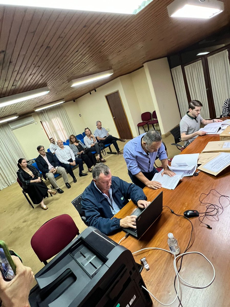 La iluminación del tramo de la Ruta Nac. N°12 que pasa por Esquina se hará realidad, gracias al trabajo en conjunto entre <a href="/yacyretaar/">EBY Argentina - Entidad Binacional Yacyretá</a> y el Municipio.

¡Felicitaciones al intendente Hugo Benítez y su equipo!