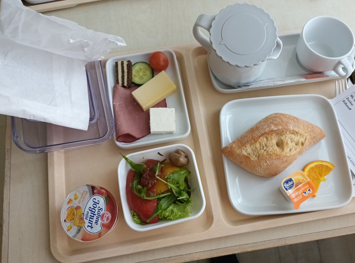 FrauHElv's tweet photo. #Krankenhausessen https://t.co/Outox8GsFl
