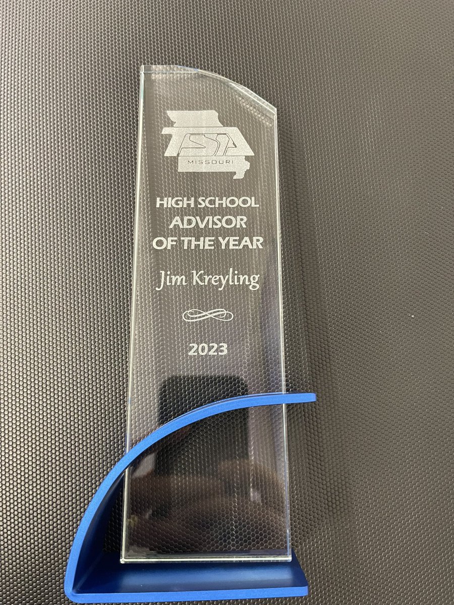 I was shocked and honored to receive this years TSA High School Advisor of the Year Award. <a href="/OHS_Tigers/">Oakville High School</a> <a href="/MehlvilleSD/">Mehlville School District</a> <a href="/Hassler4MSDBOE/">Peggy Hassler</a> #TSA