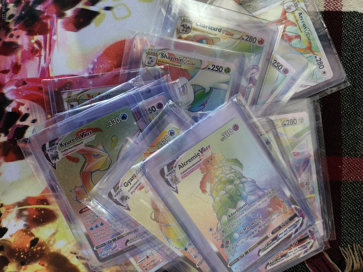 JonsInterests's tweet photo. This is TCG prices but I'm selling at 87% of market value. Can send more pictures as well 

$1 for PWE (max of 2 cards)
$4 for BMWT 

@IchooseYouMew2 @BUYSELLTRADETCG @CardboardBanger https://t.co/XFooBBPRBq