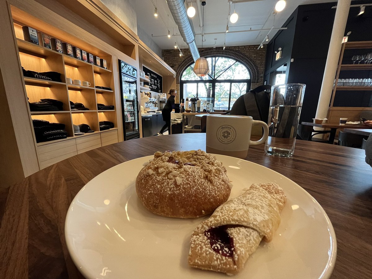 JoseSPiano's tweet photo. Just checked out the new daytime cafe component of @DaisiesChicago 
Pastries by Chef Leigh Slonimsky - delicious! Coffee from @LaColombeCoffee.
I can’t wait to head back for dinner service in that beautiful new space!

*And, Thank You, Chef @chefjoefrillman for the cap! https://t.co/1ARjpcymze