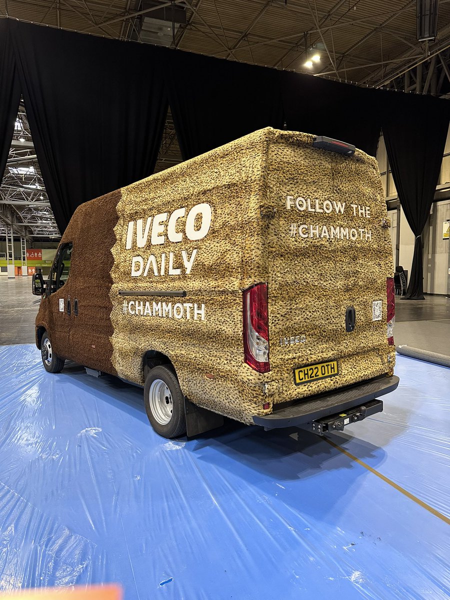 commercialfuels's tweet photo. @GuestMotorGroup Yep, they’re getting out and about alright, we clocked @IVECOUK’s furry beast lurking in hall 4 @TheCVShow next to our mobile hydrogen refuelling bowser. #chammoth 🦣🦣🦣 🥥 we heard it was quite shy 🤷🏻‍♂️ https://t.co/8ojvhZtqom