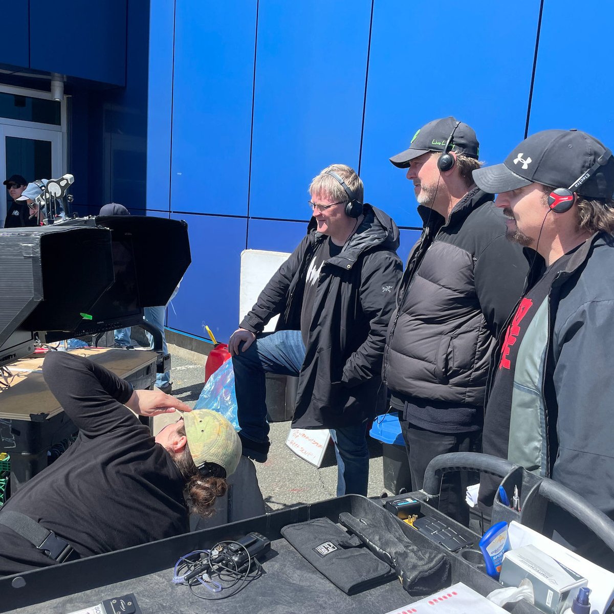 tpbplus's tweet photo. Breaking news...

Something fucked is going down!👀 https://t.co/D9QyvDdy6H