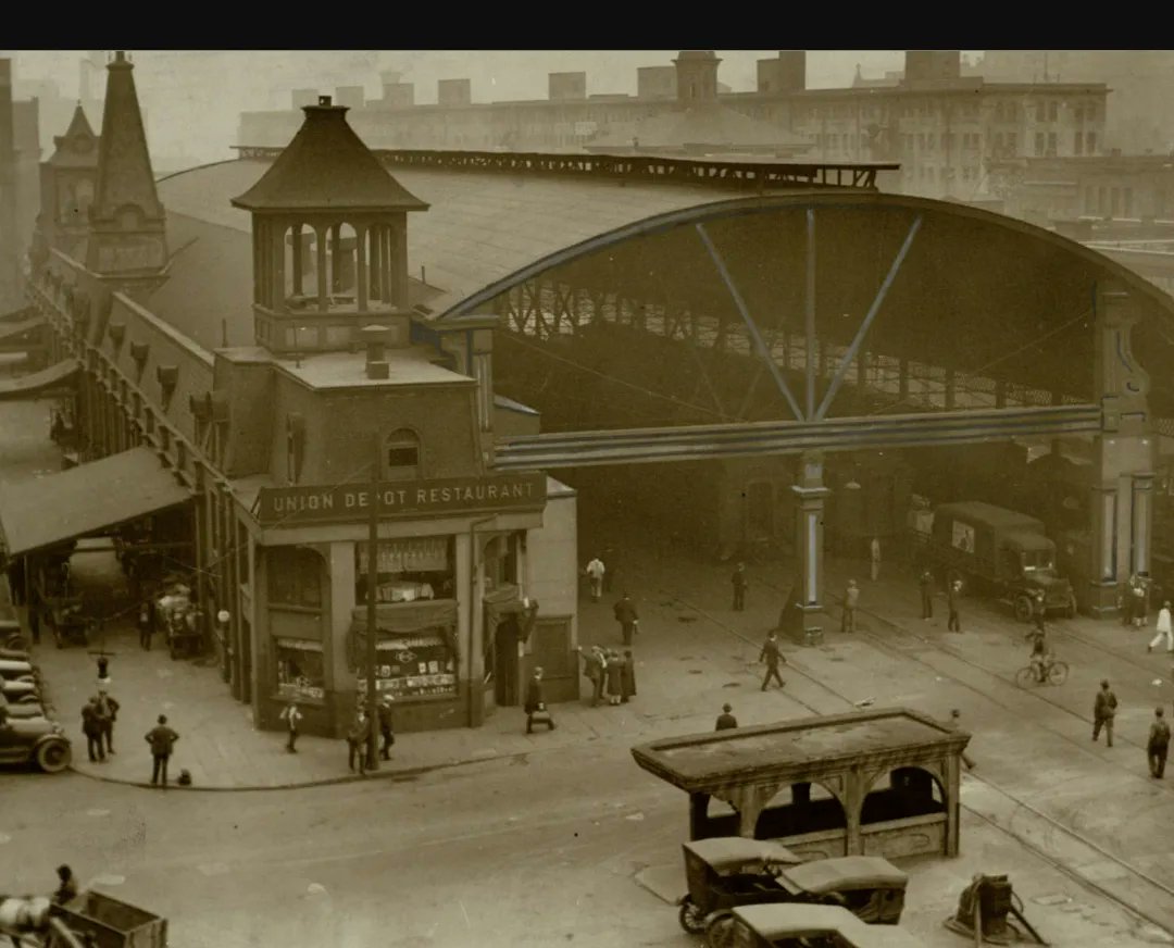 atlurbanist's tweet image. In a similar vein, Atlanta replaced Union Station with a parking deck. That's how batsh*t crazy we went for cars in America. 

And that's how dire the need is to put a laser focus on retrofitting truly great urbanism into cities whenever we can.