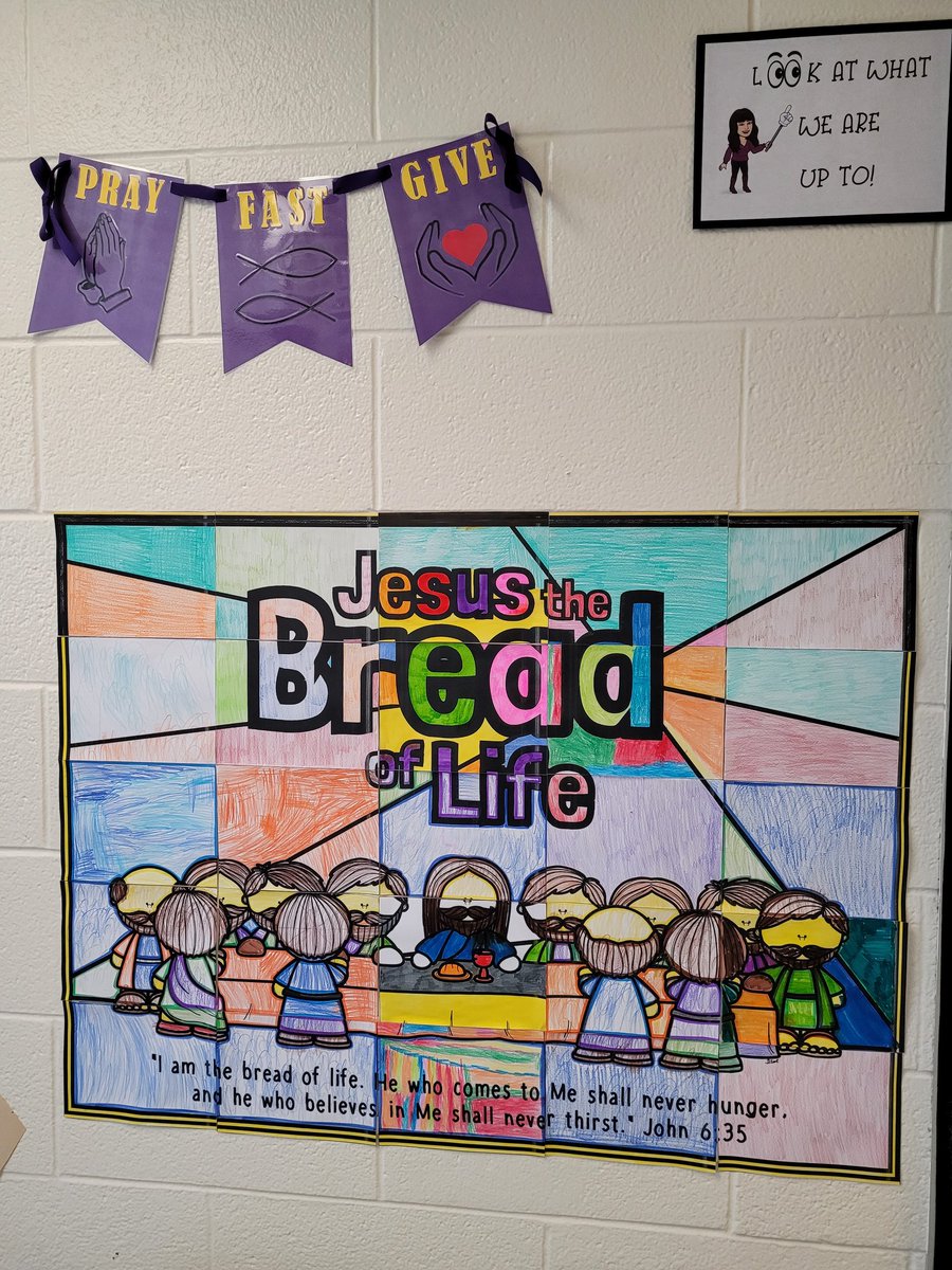 MrsMCosta1's tweet photo. To mark the end of the Lenten Season, my class collaborated on this mural depicting Jesus and his apostles during the Last Supper. #MEclass #Lent #Easter #latepost @SantaMariaTCDSB @TCDSB https://t.co/ZncLZspl2i