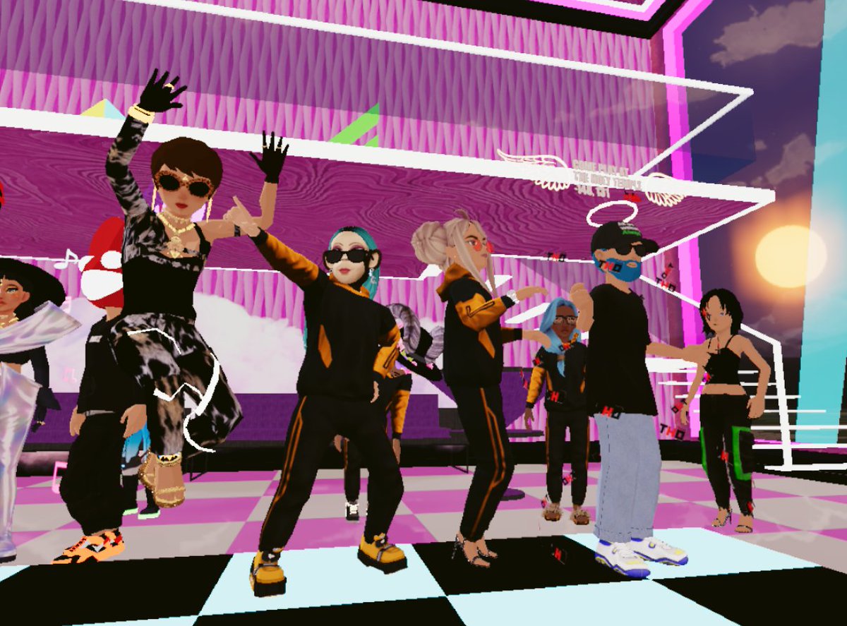 ASP3N_eth's tweet image. Let&apos;s extend the weekend! Come UnMonday with us, @MrDhingia, @LadyloveNFT , and @XalaxNFT right now at -97,35 in @decentraland ! Today we celebrate the cozy Dhingia tracksuit upgrade!
w @isamazing_isa  @agika_eth 
#metaverse #UnMonday #DCLfam