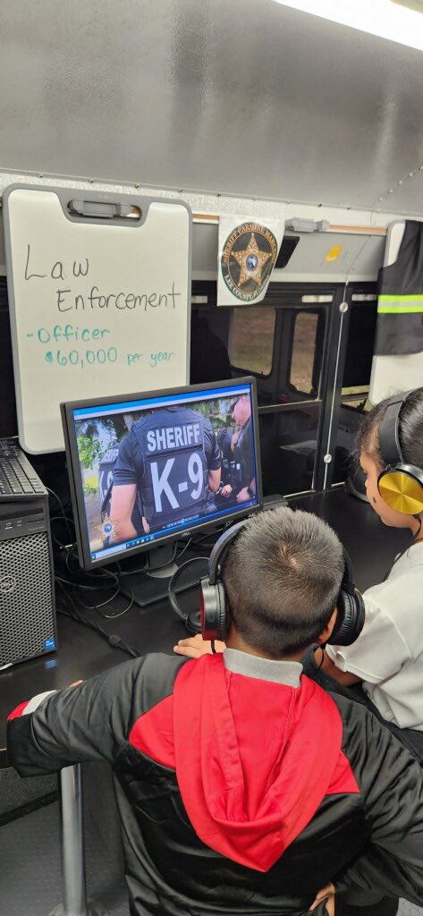 Edgewood Academy tweet media