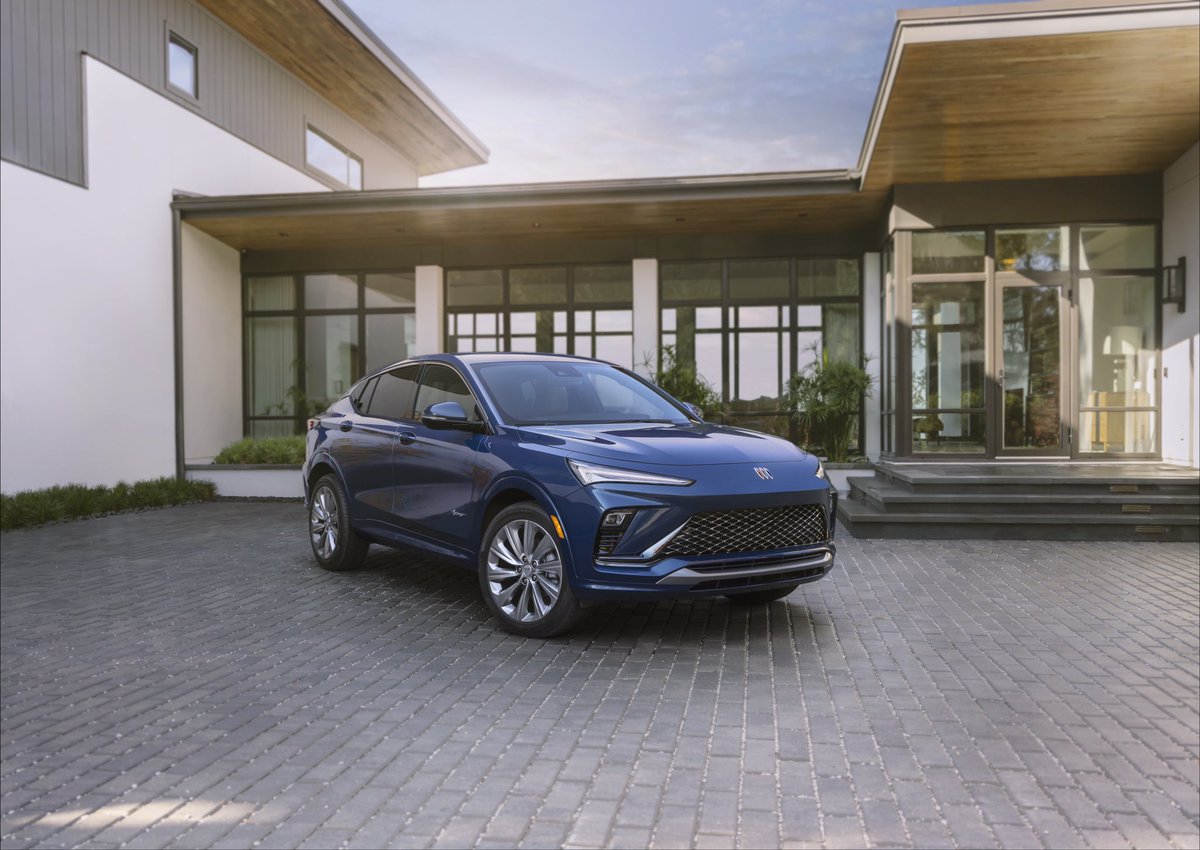 soyelrich's tweet photo. Buick reveló a nivel global la nueva Envista 2024, el primer vehículo de la marca en adoptar el nuevo lenguaje de diseño, motor turbo de 1.2 L, transmisión automática de seis velocidades, 136hp con 162 lb-pie, llegará a México durante el segundo semestre del 2023. @BuickMexico https://t.co/CGpKsLRgWM