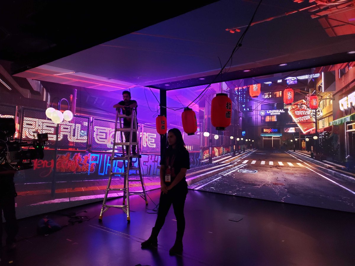 BecomeCGPro's tweet photo. Virtual Production, ON WHEELS! 🔥 Check out our collab with Magic Box creating an awesome street scene at NAB 2023! 

#CGPro #VuStudios #NAB2023 #VirtualProduction #LEDWall #Innovation #HandsOnDemonstration https://t.co/rs0TLFPLy6