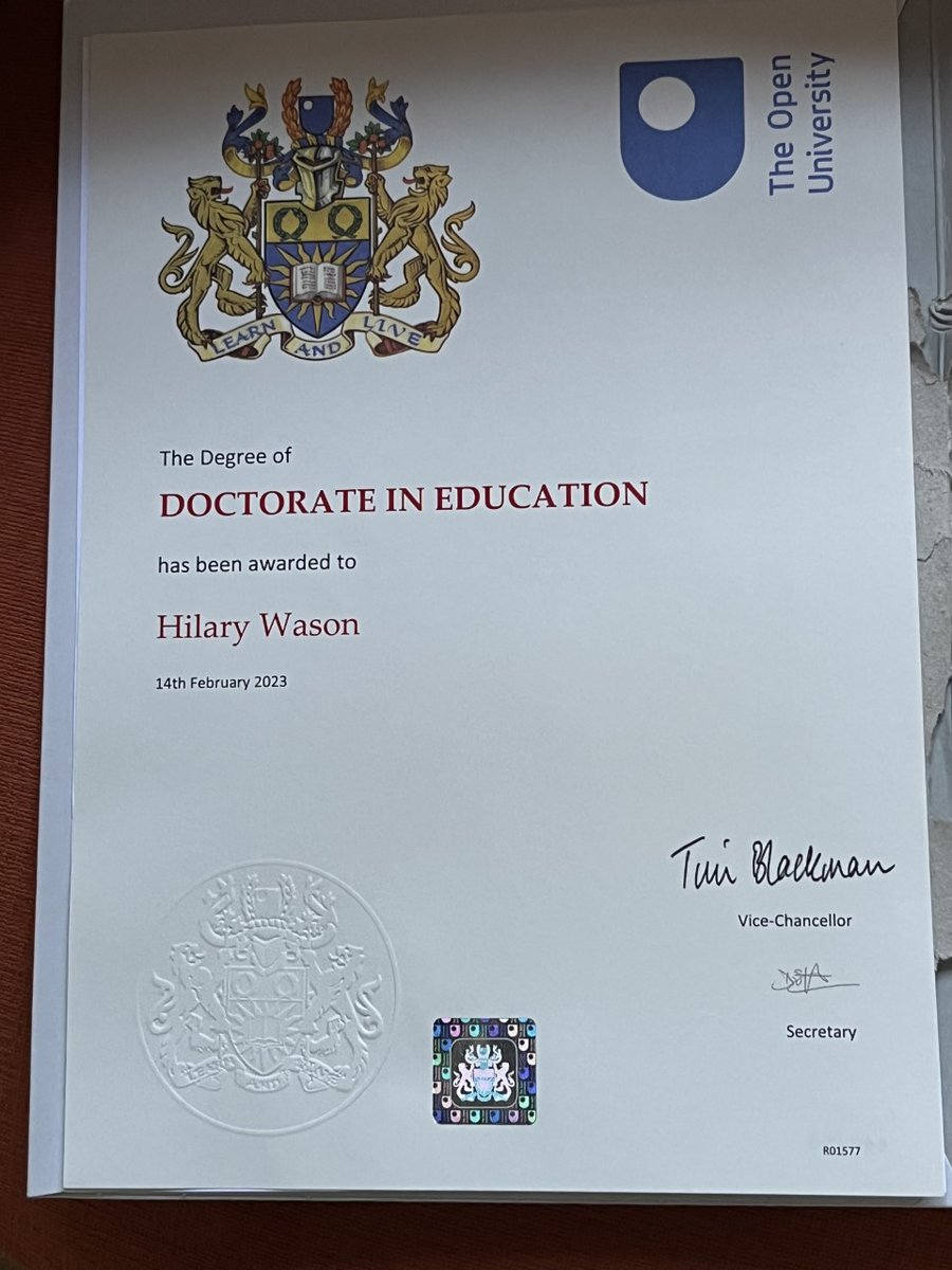 h_wason's tweet photo. Look what came in the post today! Please do get in contact if you want to talk about my thesis 'Learning to teach critical thinking in Higher Education'.  
https://t.co/R6Cw7F30Xd https://t.co/MWQPyrl1y1