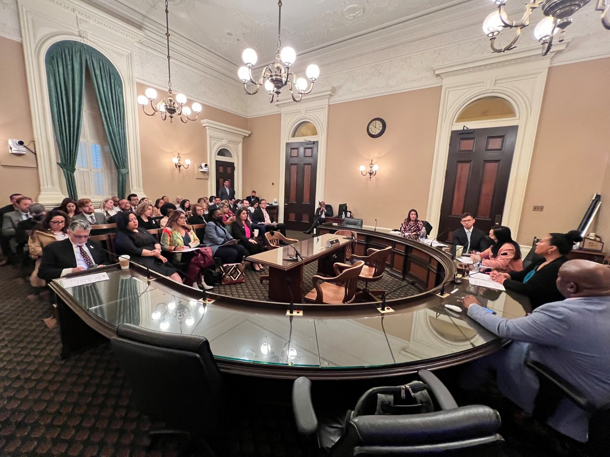 AsmLuzRivas's tweet photo. Today, @motionpictures stopped by Sacramento to talk about how they are incorporating diversity, equity, & inclusivity in the entertainment industry.
Thank you for engaging in conversations with the Los Angeles County Delegation (#LACD) & providing us with your policy priorities. https://t.co/XkIjVkKppt
