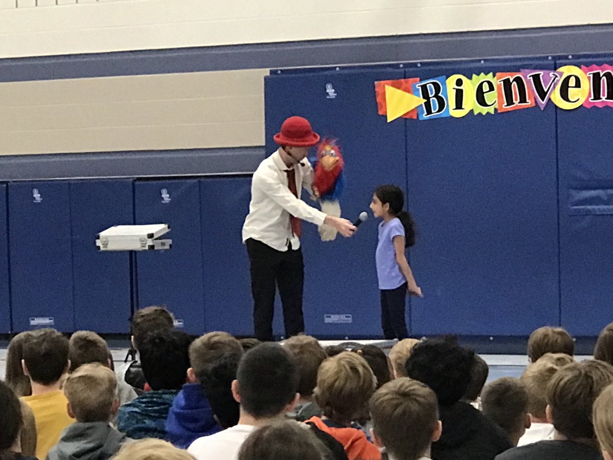 OurLourdes's tweet photo. We were lucky to have Tim Holland, a bilingual ventriloquist, come and spend some time with our Grade 1-8 students today. A big thanks to Mme Di Murro and Mme Gomes for organizing! https://t.co/VkzwzFkhBS
