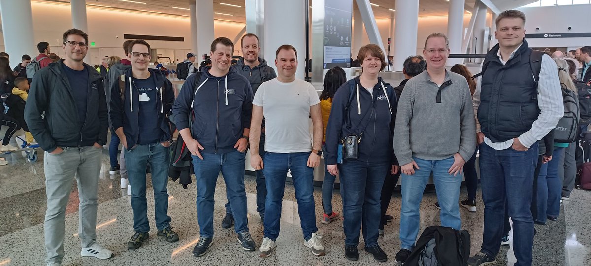 Ragnar Heil (MVP) (@ragnarh) on Twitter photo #MVPSummit flight from Frankfurt arrived in Seattle! Unfortunately we lost leader of the pack <a href="/AlicePiras/">Alice Piras</a> #MVPSummit flight from Frankfurt arrived in Seattle! Unfortunately we lost leader of the pack <a href="/AlicePiras/">Alice Piras</a>