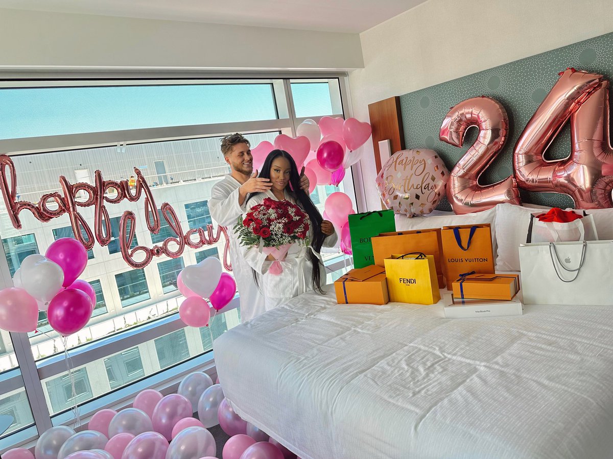 wavyemma's tweet photo. spending my birthday feeling so safe, appreciated, and uplifted. thank you to my man for making sure 24 gave me the warmest welcome possible ❤️🥹 https://t.co/h6I4V5Uy80