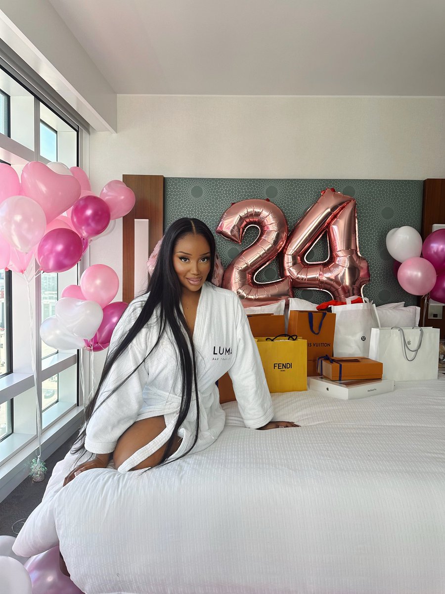wavyemma's tweet photo. spending my birthday feeling so safe, appreciated, and uplifted. thank you to my man for making sure 24 gave me the warmest welcome possible ❤️🥹 https://t.co/h6I4V5Uy80