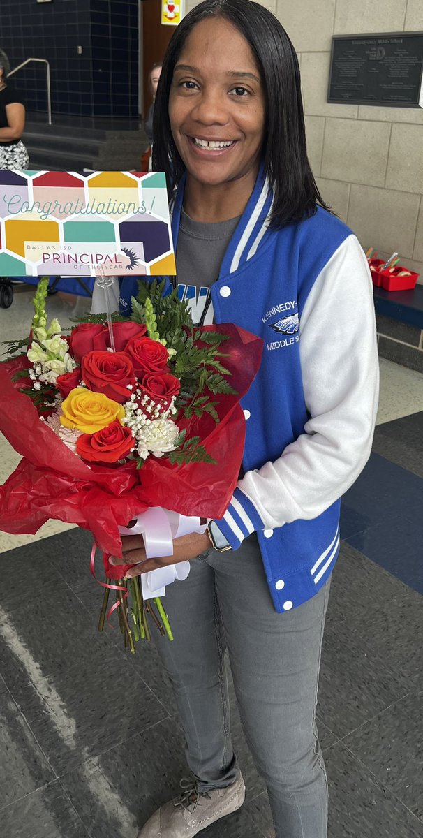 kennedycurryms's tweet photo. Congratulations to our rockstar, Principal Foster, as a Dallas ISD Principal of the Year Finalist. https://t.co/qxIgvrI1ts