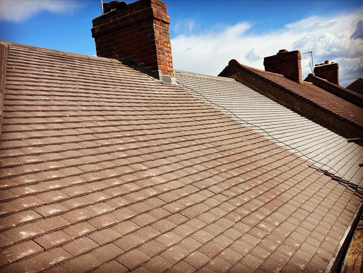 DunningBuilding's tweet image. Another New Roof finished, this one in Worcester Park. 

Give us a follow on any of our socials to keep up to date on what we’re up to. 👀 
Instagram - 📷 
@dunningevans 
Facebook - 🟦
Dunning And Evans Ltd.
Twitter - 🐦 
@DunningBuilding

Contact 📞💻📧

#dunningandevans