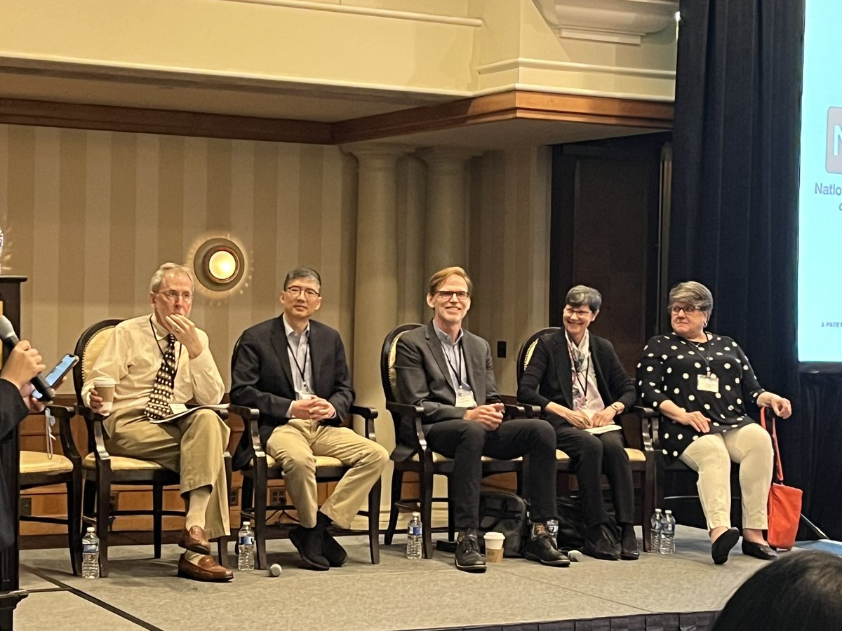 VarditRavitsky's tweet photo. Discussion w/ @NIH leaders about future of #AI in biomedicine & possible collaborations, @ #Bridge2AI2023 meeting.
Eric Green @NHGRI_Director, Michael Chiang @NatEyeInstitute, Bruce Tromberg @NIBIBgov, Hélène Langevin @NCCIH_Director, Patti Brennan @NLMdirector - what a lineup! https://t.co/Iol56G6GMQ