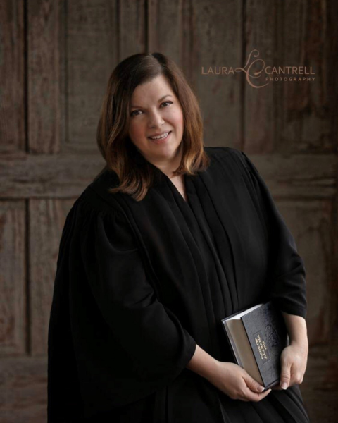 SHCALUM's tweet photo. Judges Jill Phillips '96 and George Zoghby '81 along with attorneys Alexandra Garrett '04 and Christopher Williams '09 will return to The Hill this evening to participate in a moot court hosted by Spring Hill College's Pre-Law Society. The event is at Byrne Hall at 6 p.m. https://t.co/5eJeRjzw9O