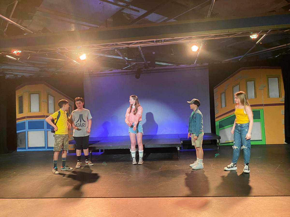 pace_yt's tweet photo. Our Stranger 'Hings cast took us on an hilarious romp through the Upside Doon world, fighting off enemies to a soundtrack of awesome 80's tunes!
#pacefest #youththeatre #FuturePaisley https://t.co/X1zIbKjuFq