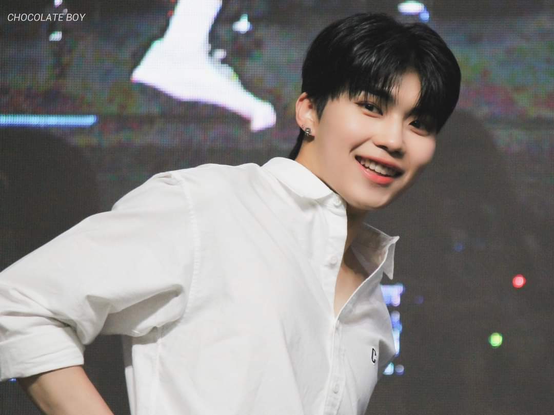 kay_htay's tweet photo. If any of you can help me to vote gunwook on mnet plus app,there were a lot of Giveaway for you🙇❤️‍🔥 Please help me vote this guy on mnet plus app🥺🫶 he is talented All-rounder and he really deserves to debut 🫶❤️‍🔥
#PARKGUNWOOK https://t.co/dZ87ACIIzS
