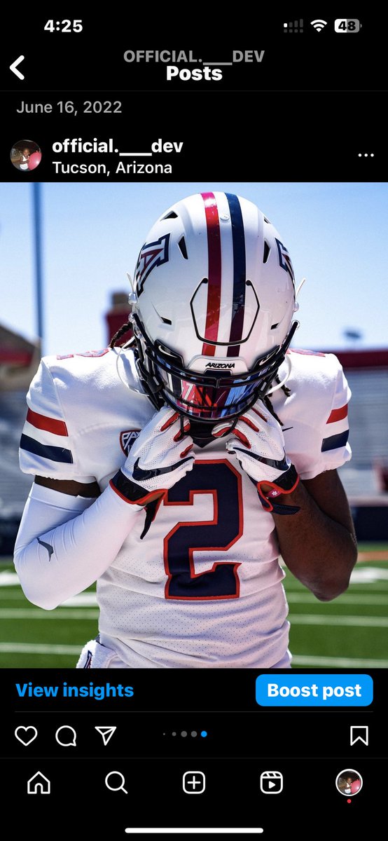 DevGreen_2's tweet photo. Wildcat fans go show some love 🔴🔵!!! #beardown https://t.co/JxFRy0YQUz