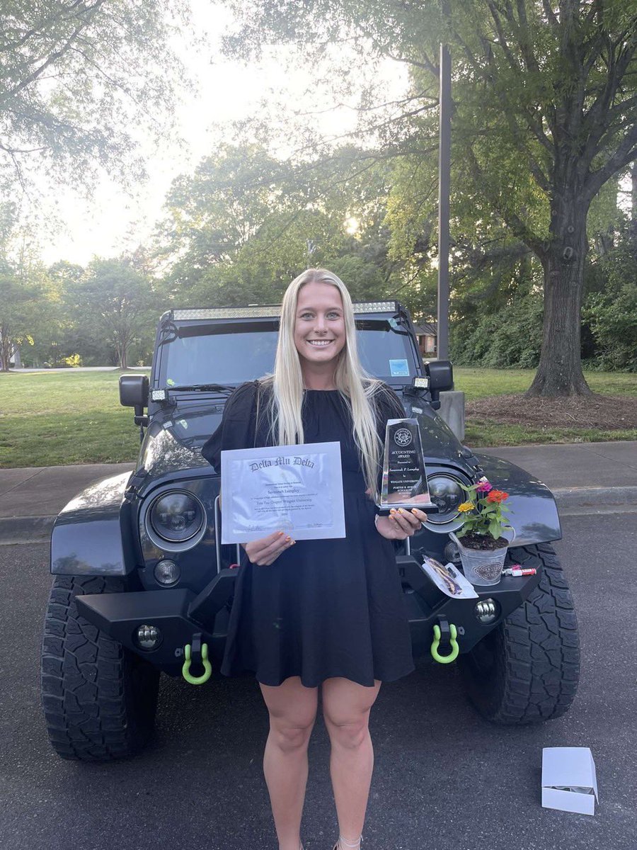 WingateSoftball's tweet photo. Congratulations Savannah Lampley!!! #StudentAthlete #BestoftheBest https://t.co/yvytSlnuO4