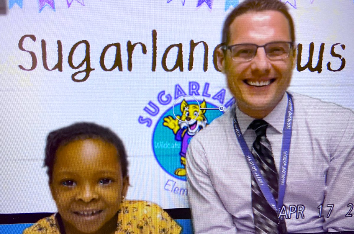 Butterflies draw nectar through their proboscis, which is similar to an elephant’s trunk. Great job Zahida on the #DrMihalikMinute 🦋 <a href="/SugarlandES/">Sugarland Elementary</a> <a href="/misstroup/">Alea Troup</a>